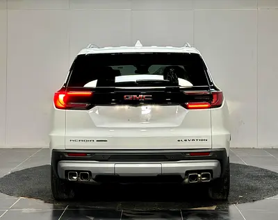 2025 GMC Acadia SLE - American Specs - Brand New