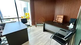 FULLY FURNISHED OFFICE | METRO ACCESS | 2 PARKING INCLUDED