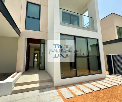 Brand New | Near to Park | Huge plot | single row