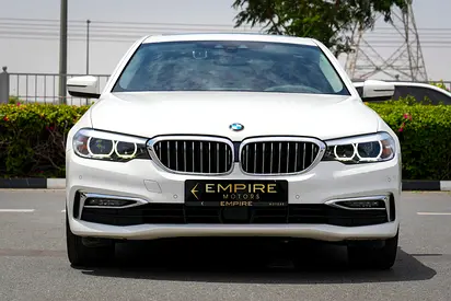 BMW 520i 2020 - Korean Specs - Excellent Condition