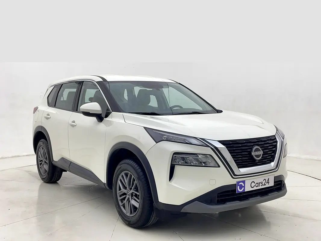 Nissan X-Trail 2023 — photo 1 of 13