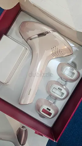 Philips Lumea IPL Hair Removal Device with 3 Attachments - almost unused