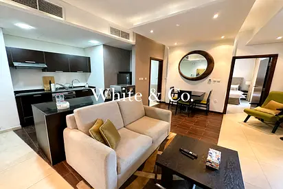 Tenanted | Mid-Floor | Partial Green Views