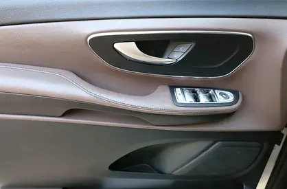 2020 Mercedes-BENZ V-CLASS 缩略图 10