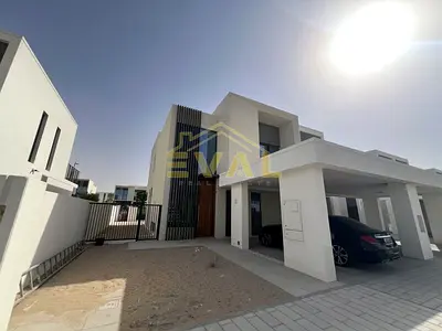 Flexible Cheques | Largest Plot | Near Main Entrance | Steps to Lawn