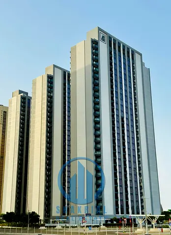 Corner Layout | Two Balconies | Ready to Move | Sea View