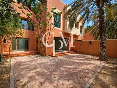 Premium 4BR Corner Home | Vacant | No Agency Fee