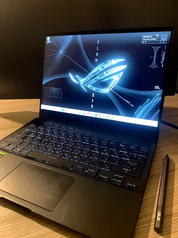 ASUS ROG Flow X13 Gaming Laptop Ryzen 9 / 16GB RAM / GTX 1650 / SSD