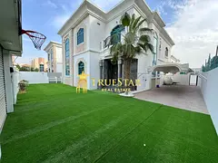 HUGE 4BR+MAIDS PRIVATE GARDEN SHARED POOL INDEPENDENT VILLA