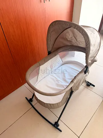 Lightweight Portable Baby Bassinet with Canopy