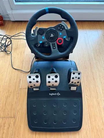 PS5 steering wheel with shifter