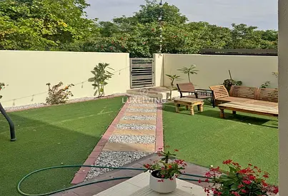 Fully Furnished | On the Pool | Upgraded