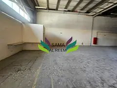 Spacious Warehouse| Free 20% DREC | Prime Location