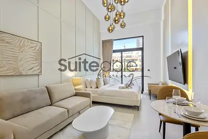 Cozy & Chic | Fully Equipped & Furnished