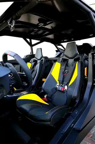 2026 CAN-AM MAVERICK photo 7