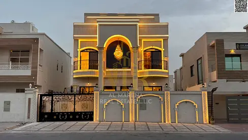 Luxury classic villa with a large area | Two floors and a roof, including registration and ownership fees | 5 master bedrooms | Large setback
