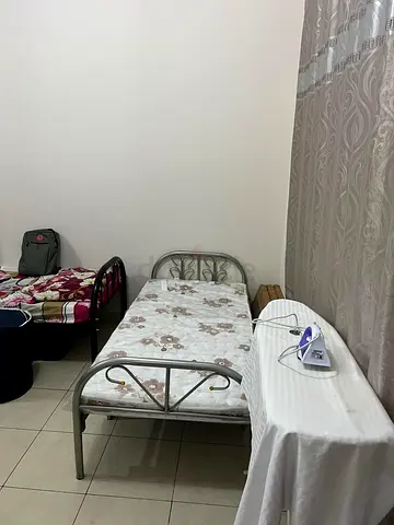 Bed space for Bachelor