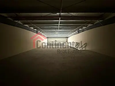 مستودع جديد للإيجار | الصناعية 18 | 4000 قدم