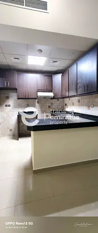 High Floor Studio | Stunning City View | Vacant