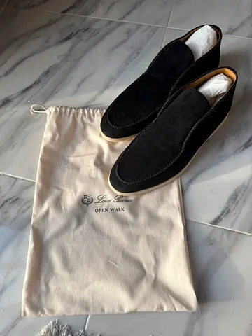 Loro Piana Open Walk Size 44