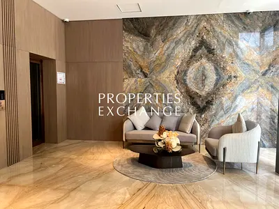 NEAR METRO | BRAND NEW | HIGH FLOOR