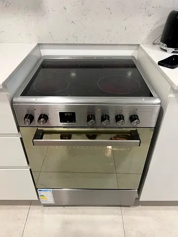 Daewoo 4 hubs electric ceramic cocker size 60cm