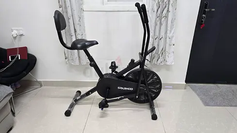Used Spin Bike with Air Resistance and Seat - Good Condition-band new;rarely used