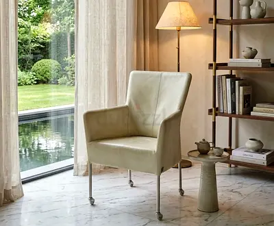 Marina Home leather Suske arm-chair