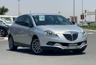 LANCIA DELTA | 2010 | 1.6 Liter | SILVER | CLEAN CAR FRESH JAPAN IMPORT