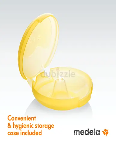 Medela Nipple Shield / Breastfeeding Accessory with Storage Case