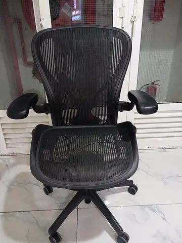 Herman Miller Aeron Chair Size B And C Fully Loaded for sale