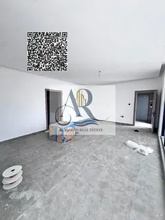 For annual rent: first-occupancy studio in Al Nakheel 1, very close to the corniche. Separate kitche