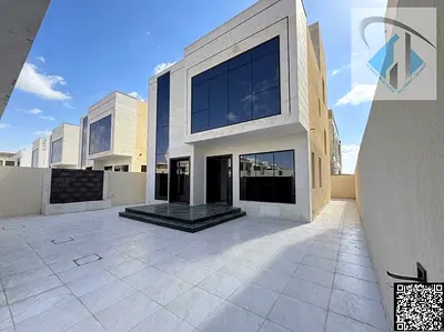 امتلك فيلا 4 غرف ماستر و رووف بسعر شامل رسوم التسجيل والتمليك على الشارع الرئيسي تملك حر لجميع الجنسيات