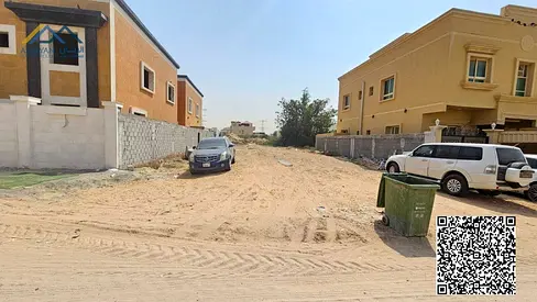 Freehold ownership for all nationalities, close to the mosque and all government facilities.
