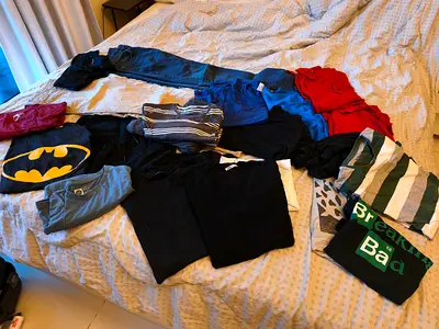 More than 20 Mens Clothes items for only 100aed!