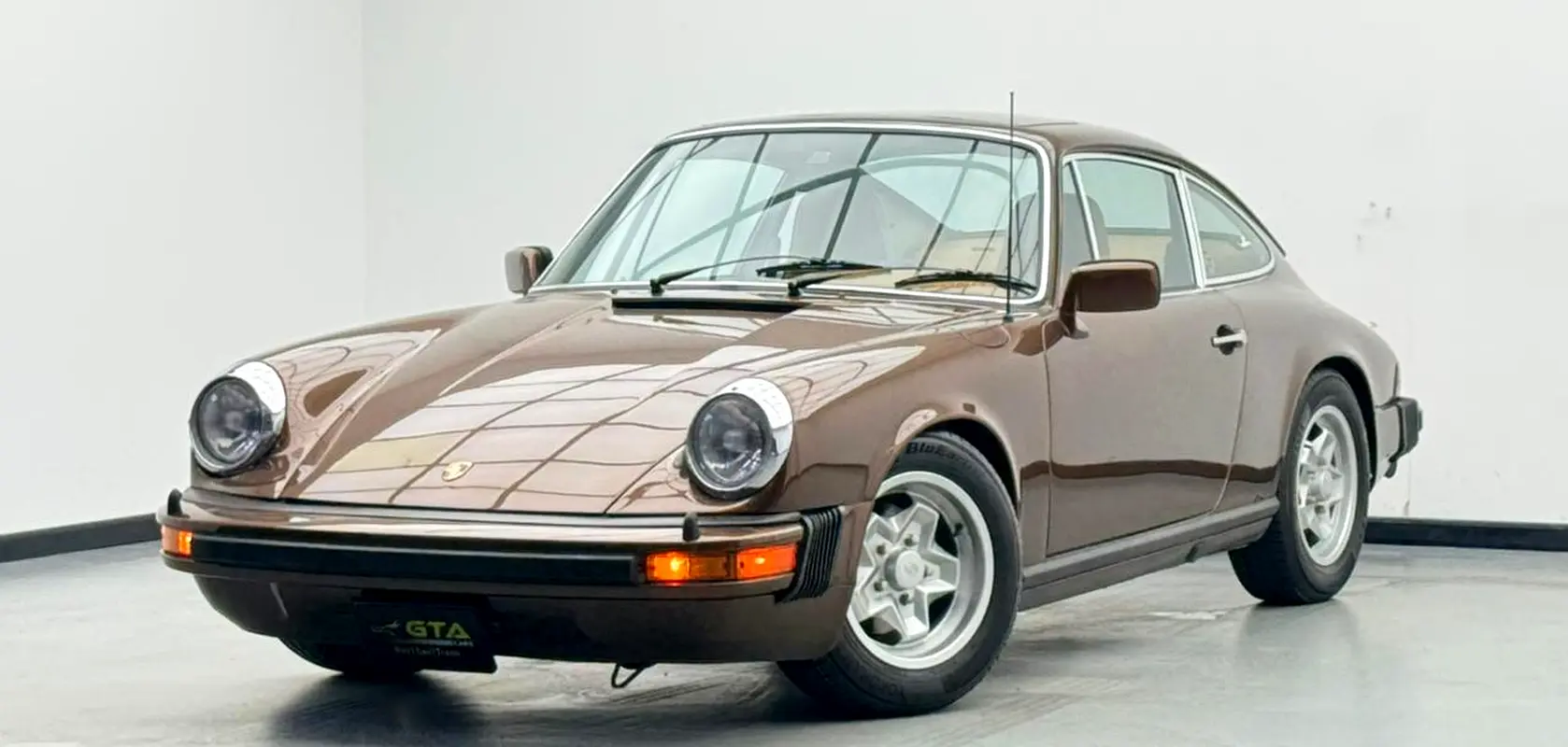 Porsche 911 1976 — photo 1 of 16
