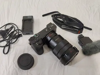 Sony A6600 Body with Lens
