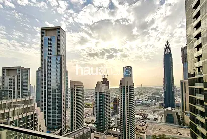 Burj Khalifa View| High floor| Amazing amenities