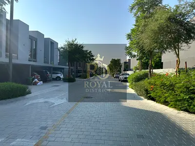 امتلك تاون هاوس أحلامك | 4 غرف نوم | تشطيبات ممتازة  |  تملك حر | موقع مميز.