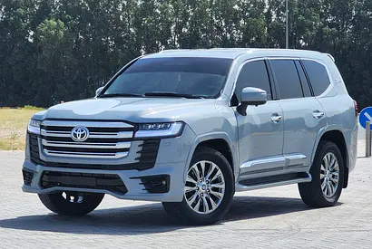 Toyota Land Cruiser VXR 2009 - GCC Specs