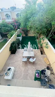 Upgraded 1 bed plus Th | Vastu Unit | Vacant Now