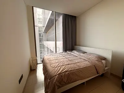 KING SIZE BED (MATTRESS INCLUDED)