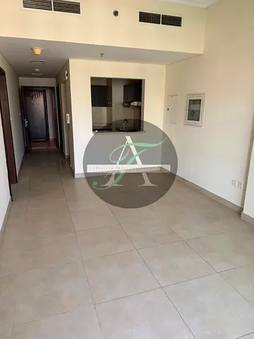 شقة بغرفة نوم واحدة | بلازا ريزيدنسز بلوك ب | الوصول إلى الشرفة والمسبح