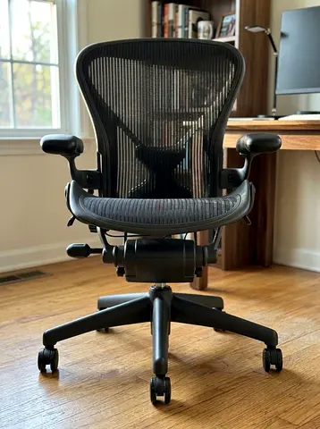 Herman Miller Aeron used like new