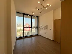 BRAND NEW | MIDFLOOR | PRIME LOCATION