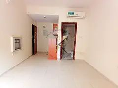 Studio available in Near by Al Medina full Neat and clean room for contact Babar