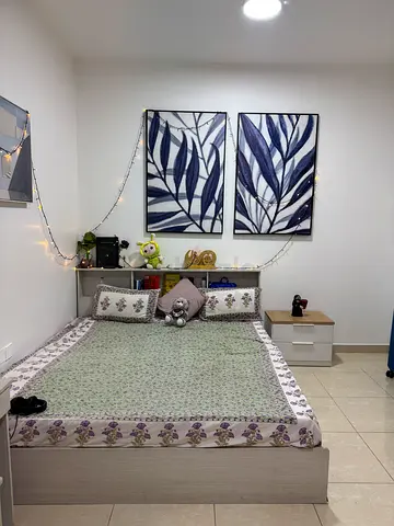 Full Bedroom set for sale with free matress