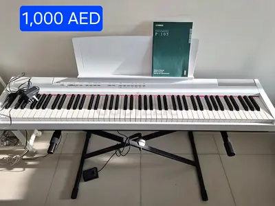 Yamaha P-105 88-Key Digital Piano - White, Good Working Condition