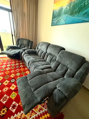 Very comfortable Gray 4-Seater Reclining Sofa Set in perfect  Condition