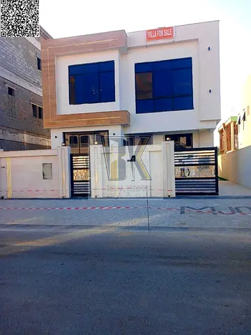 فرصة ذهبية لامتلاك فيلا مميزة بتصميم عصري 🏡 وتشطيبات راقية ✨، تقع في موقع استراتيجي يجمع بين الهدوء 🌿 وسهولة التنقل 🚗، وقريبة من مسجد 🕌 وجميع الخد